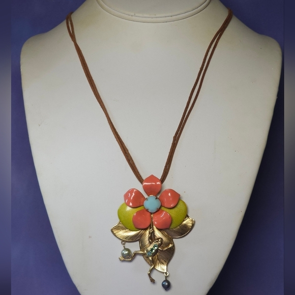 👍5 For $20 Lizpaiacios S.F. Gold Tone Floral Pendant Frog Necklace - Picture 5 of 7